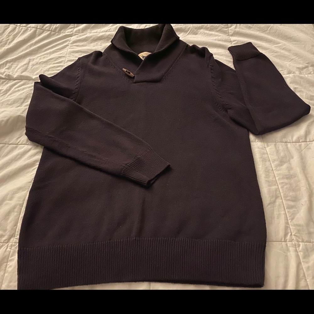 Men’s casual sweater very warm and 🤩 comfy